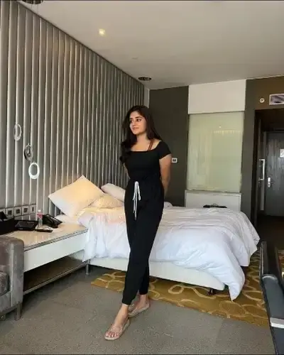 Lakhandur Call Girl Service